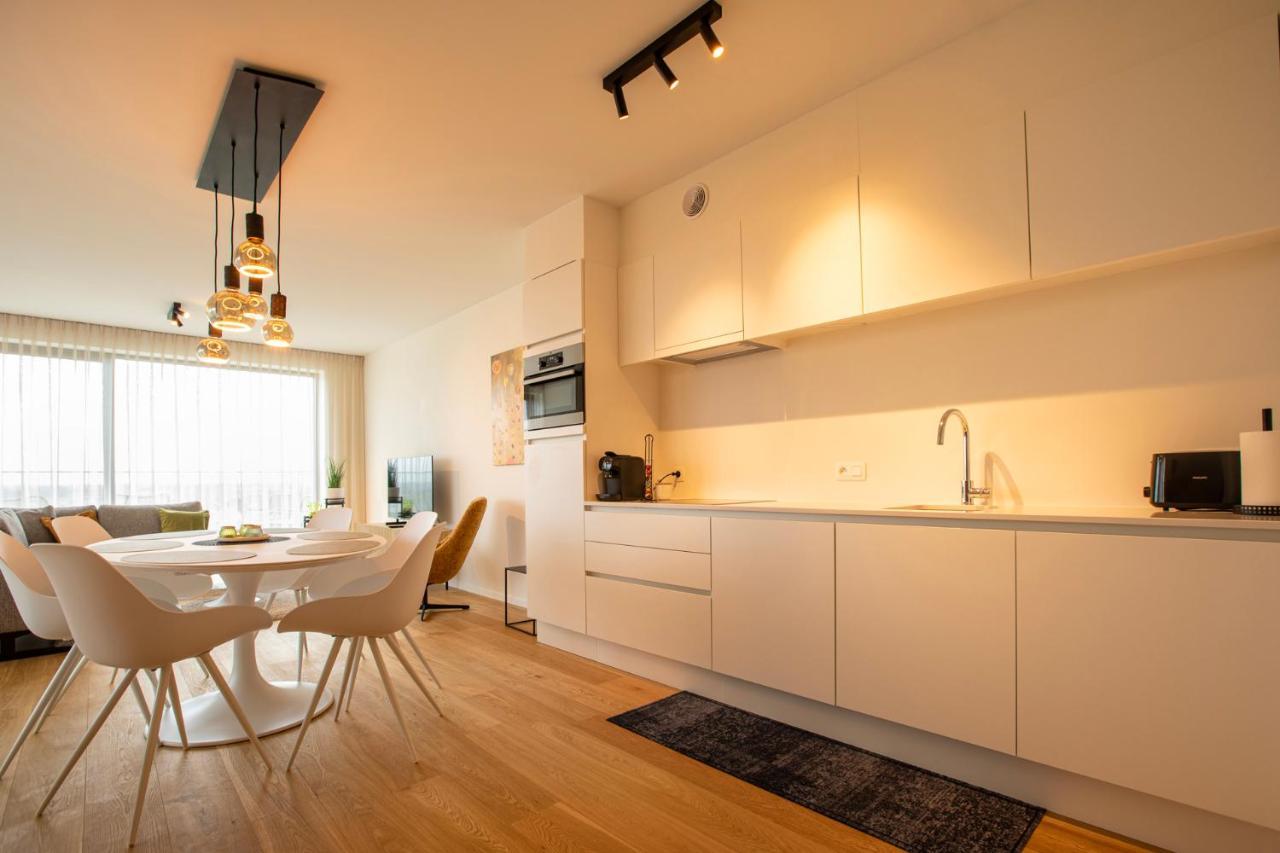 Modern En Gezellig Appartement Vlak Aan Het Strand Бланкенберге Екстер'єр фото